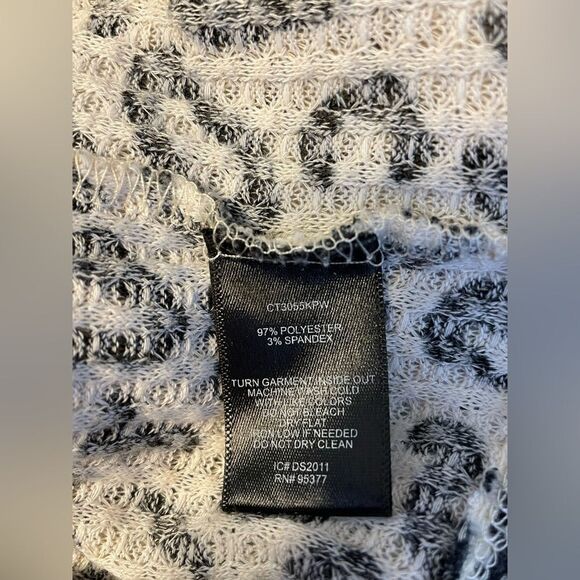 Santuary Klara Turtleneck Leopard Print Sweater XS - Picture 8 of 8